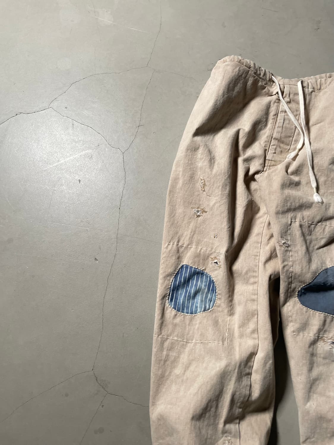  KZ Atelier Damage Patch Easy Pants 상품이미지3