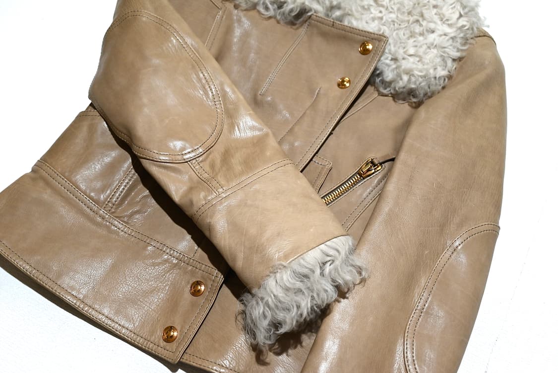 Gucci 2000s shearing leather jacket 상품이미지6