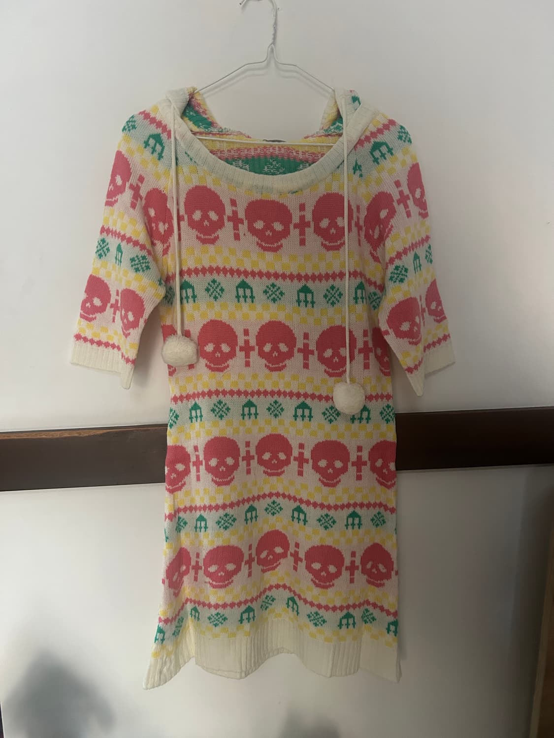 스컬 폼폼 니트원피스  상품이미지1