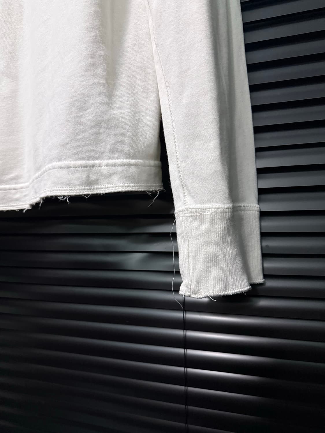 아베크롬비 피치 화이트 흰색 긴팔 롱슬리브리스 티셔츠 M 95 패치 로고 상품이미지7