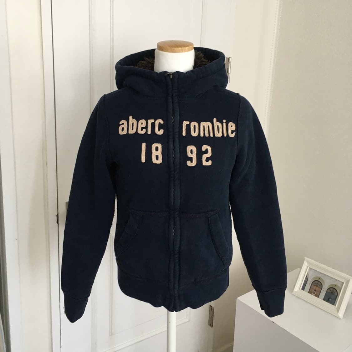 아베크롬비 스펠아웃 양털 후드집업 네이비 상품이미지1