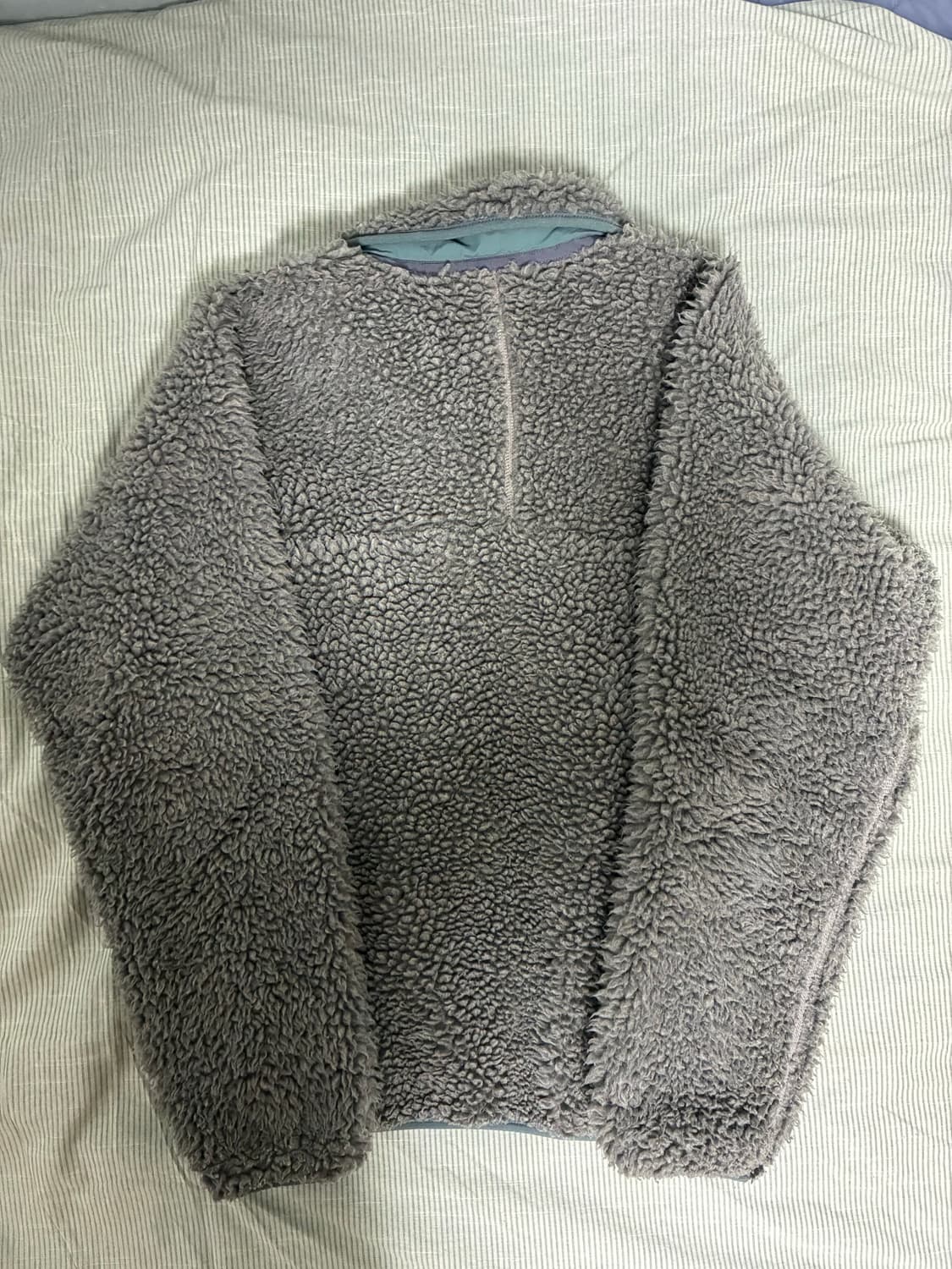 파타고니아 딥파일 클래식 레트로 가디건 그레이 상품이미지6