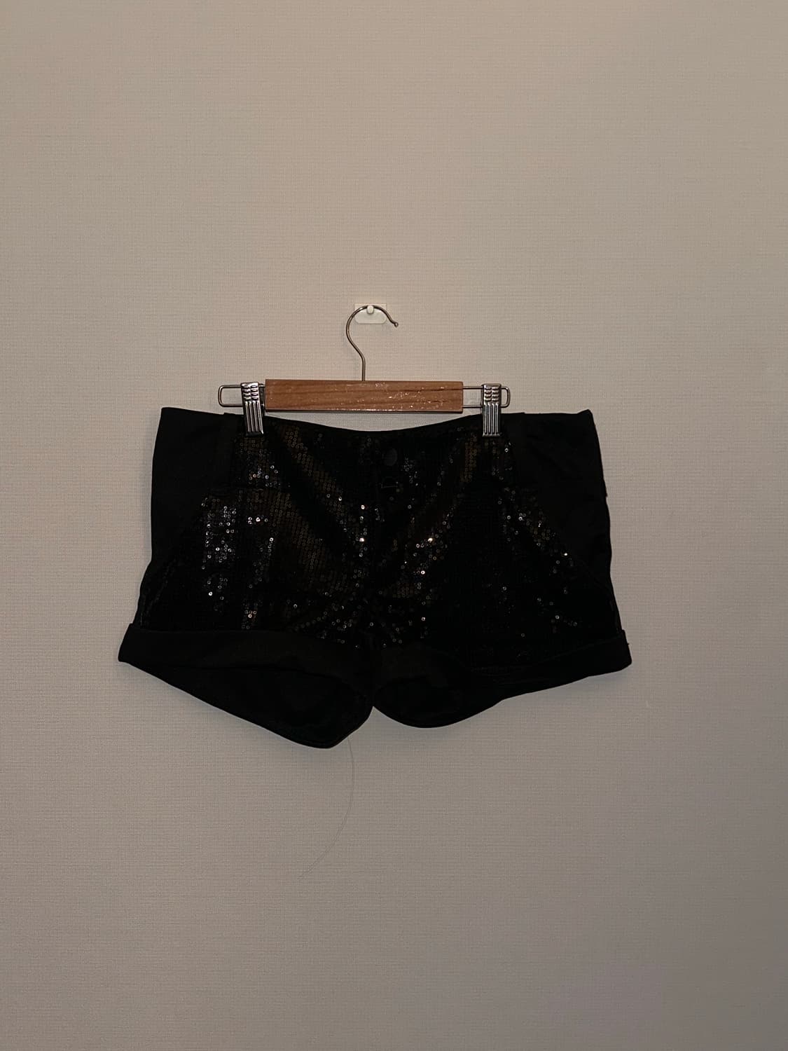 글리터 스팽글 블랙 빈티지 핫팬츠 상품이미지4