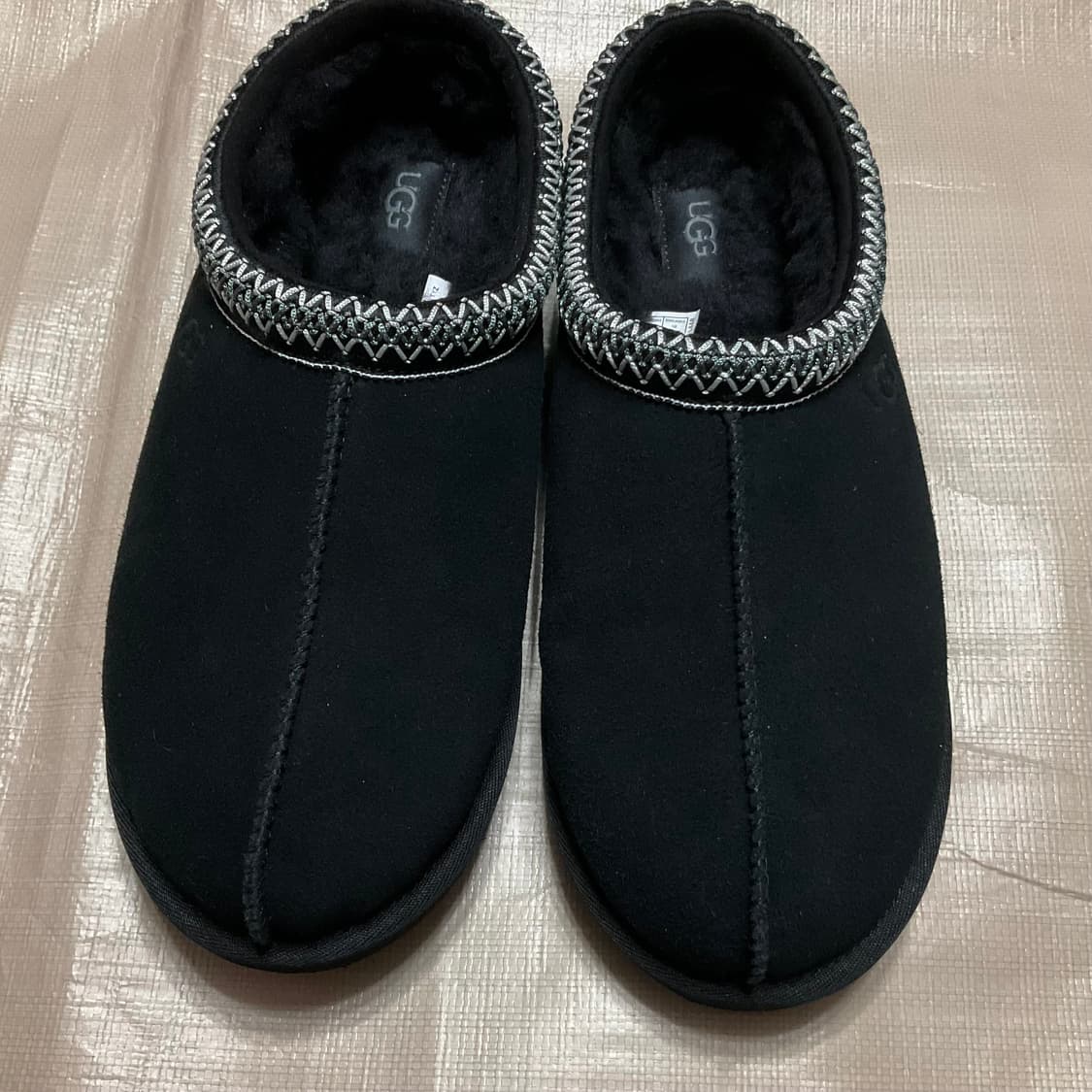 어그 타스만 블랙 280 상품이미지2