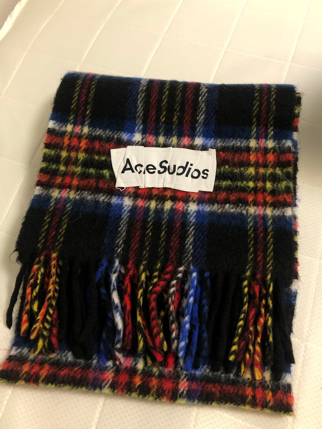 아크네스튜디오 타탄체크 머플러 상품이미지1