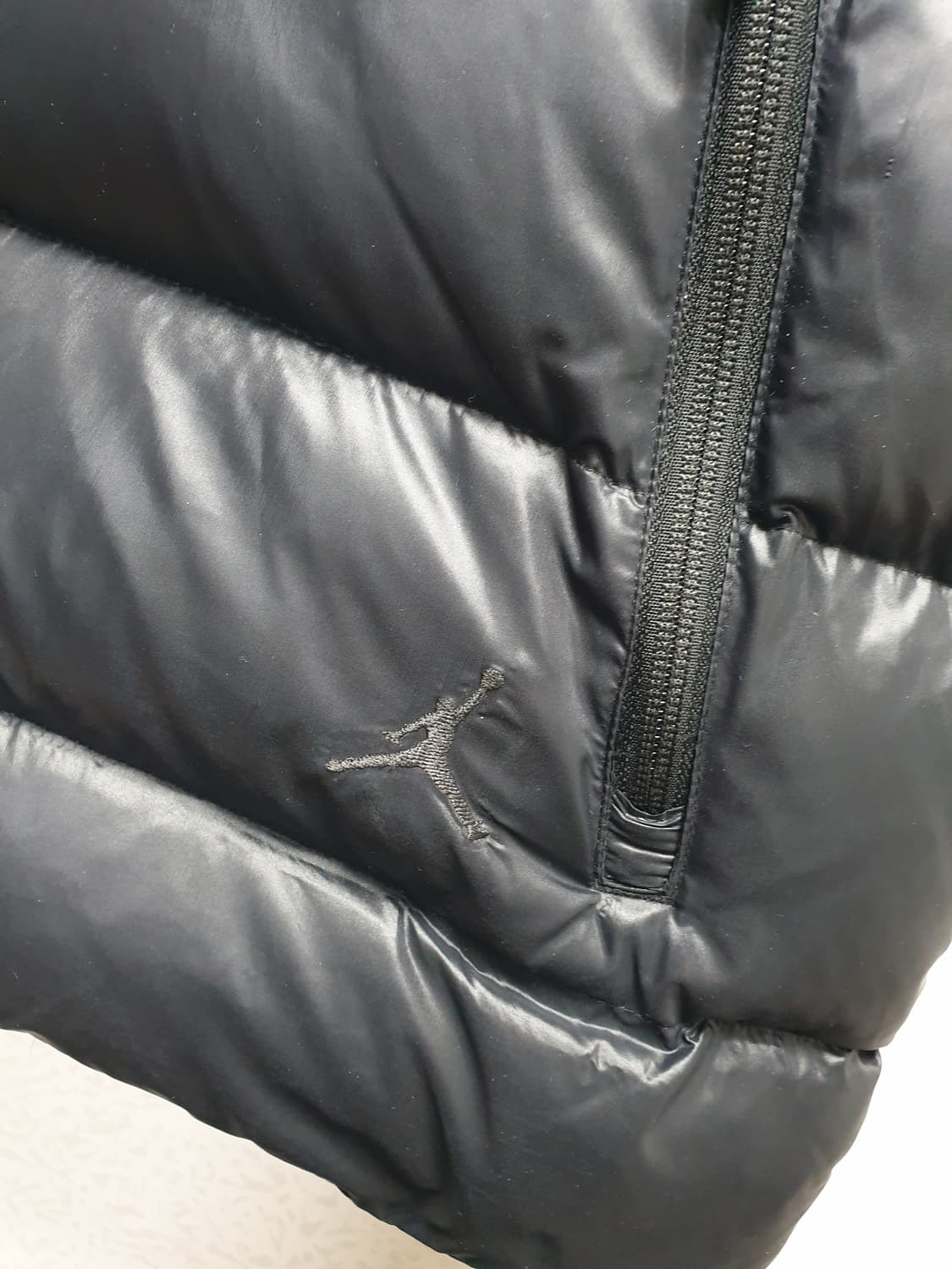 [m/100] 나이키 조던 푸퍼패딩 조끼 블랙 상품이미지3