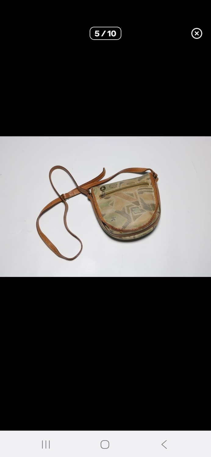 (마지막특가) Courreges 패턴 레더 크로스백 상품이미지5