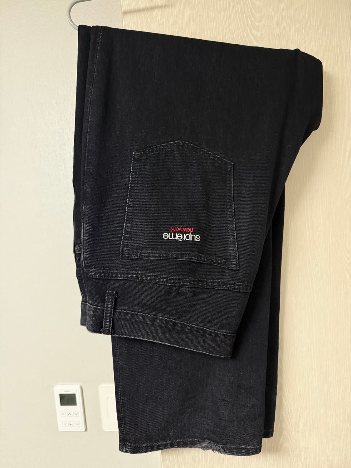 슈프림 배기 진 블랙 36사이즈 상품이미지1