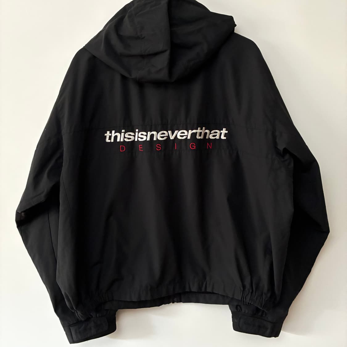 디스이즈네버댓 후드 바람막이 자켓 상품이미지2