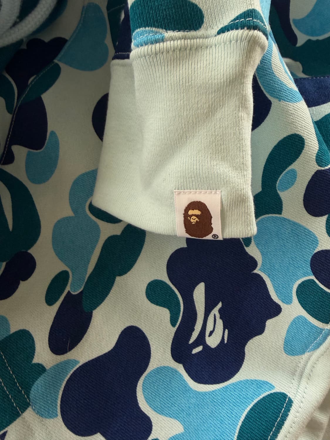 (정품) 베이프 카모 후디 블루 m사이즈 팝니다 ! 상품이미지4