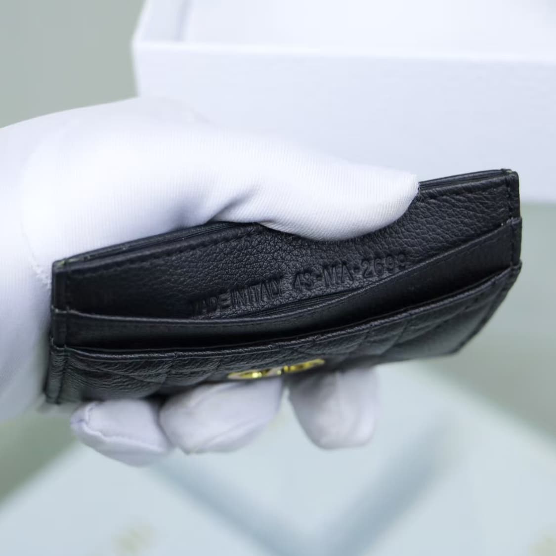 디올 카로 5 슬롯 카드 홀더 서플 까나쥬 카프스킨 블랙 상품이미지5