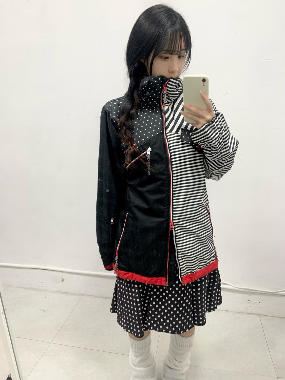 [KISS MARK] 키스마크 도트 스트라이프 하이넥 윈드브레이커 상품이미지2