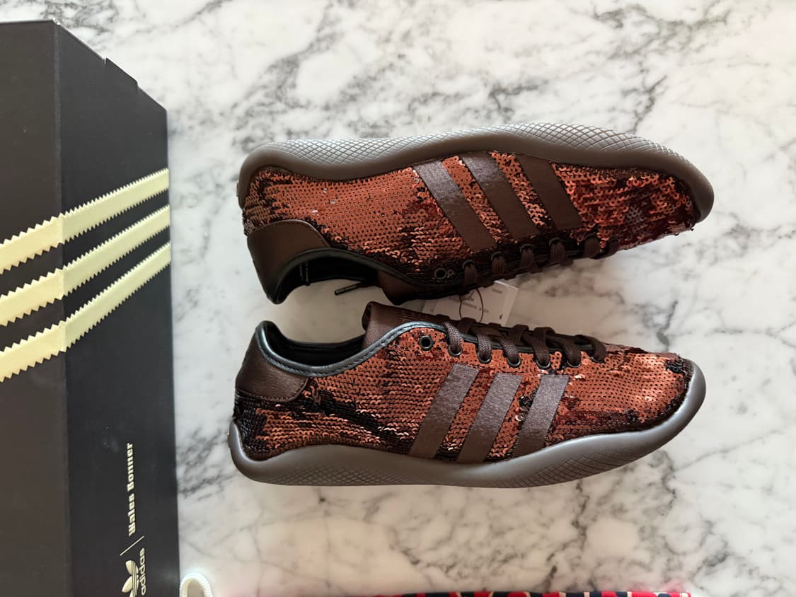 아디다스 X 웨일스보너 KARINTHA 시퀸 스니커즈  상품이미지2