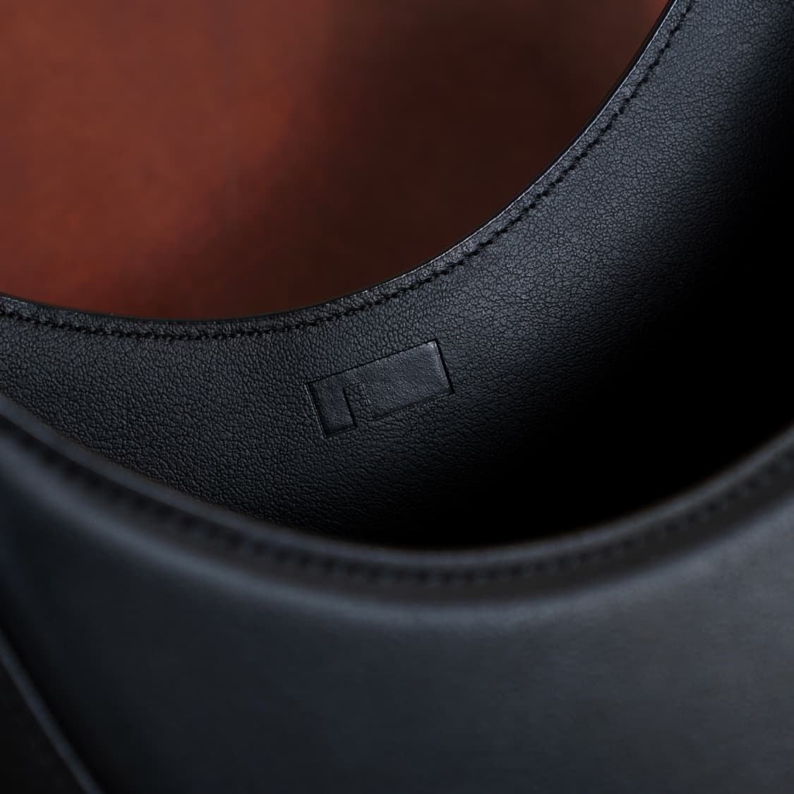 2728 Sac Eclipse 레더 토트백(정가 85만원) 상품이미지8