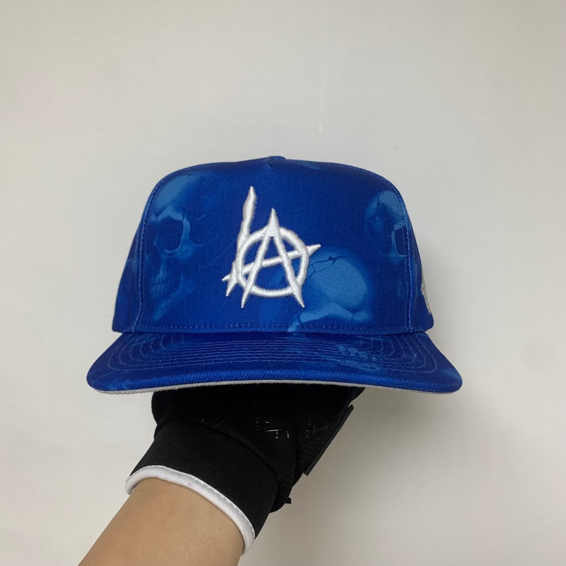 크리스브라운 KILL THE HYPE 킬더하이프 LA 스컬 아나키 스냅백 상품이미지1