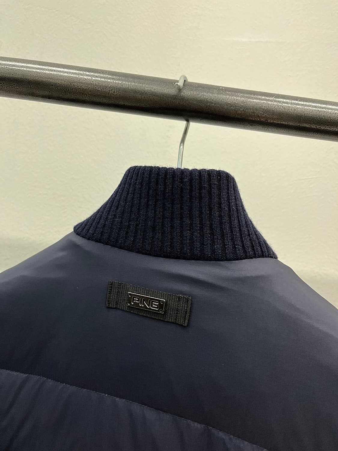 100) 핑 덕다운 방풍니트  상품이미지4