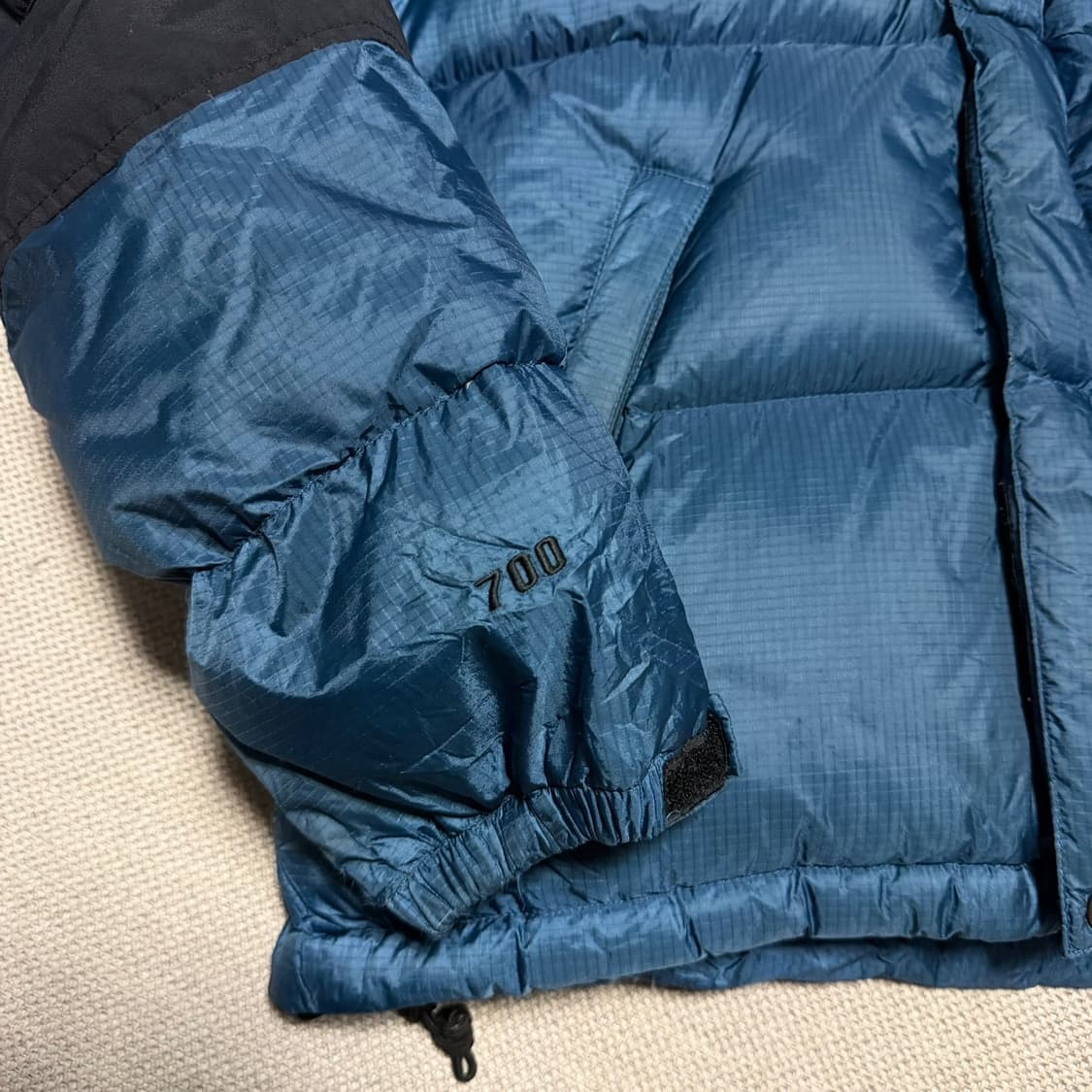 노스페이스 700 고어 드라이로프트 패딩 상품이미지3
