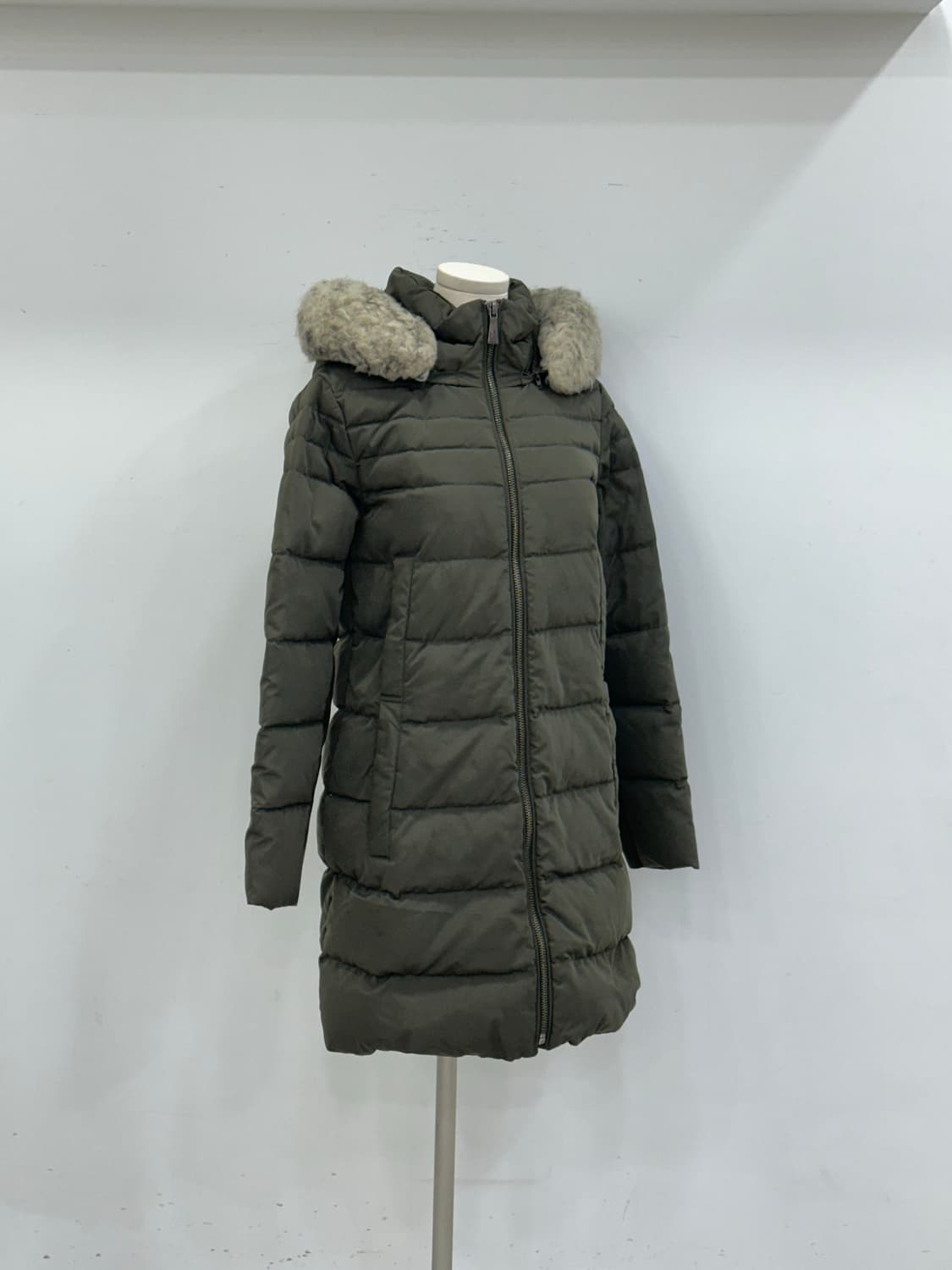 도나카란 DK 오리털 패딩 상품이미지2