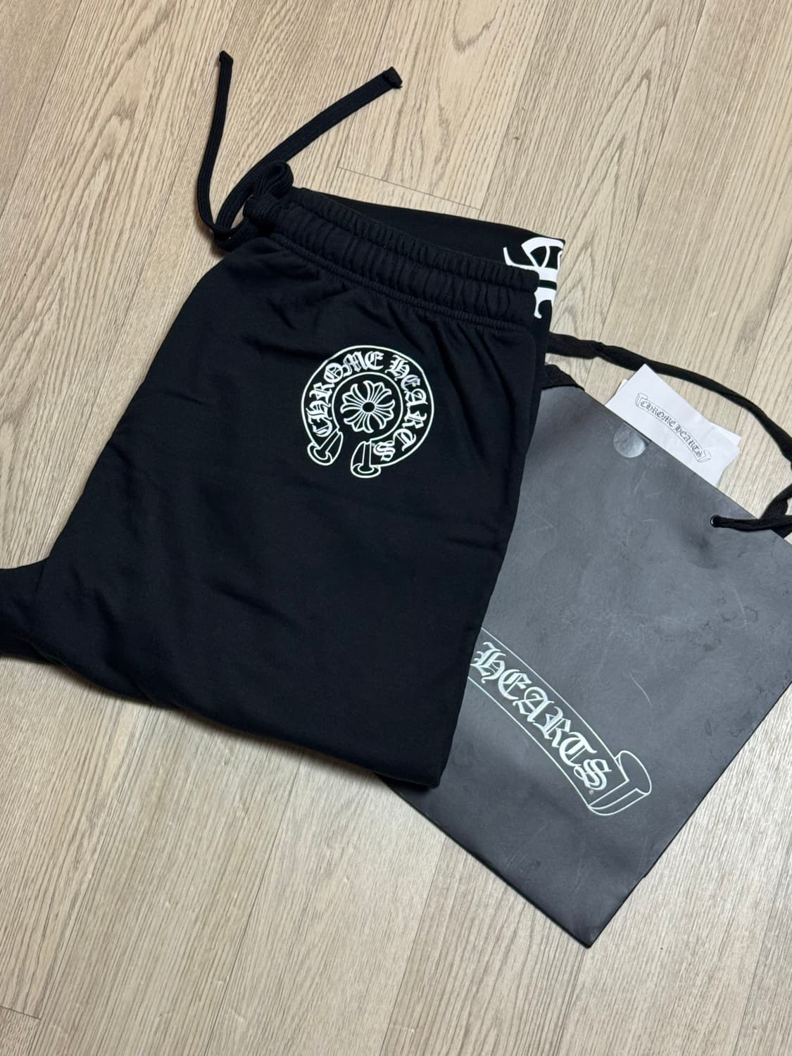 크롬하츠 홀스슈 로고 스웨트팬츠 상품이미지2