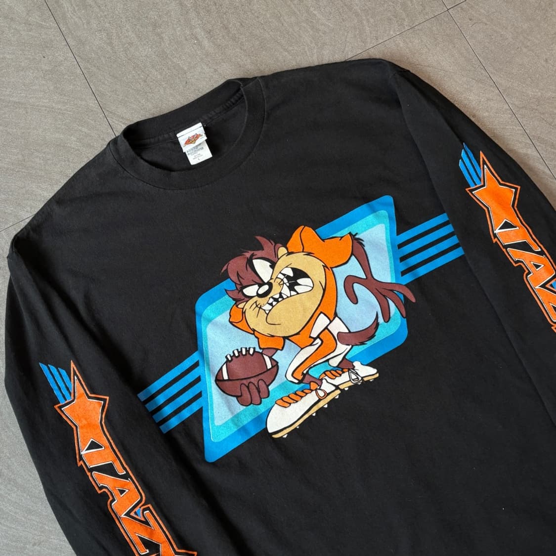 90년대 미국 생산 루니툰즈 테즈 블랙 롱 슬리브 긴팔티 상품이미지2