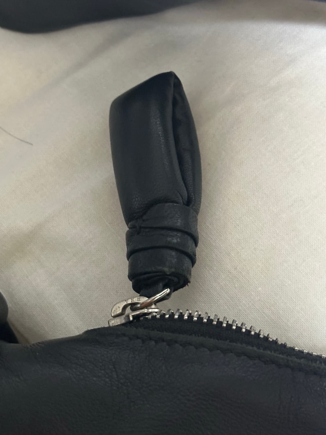 lemaire small croissant bag black 상품이미지8