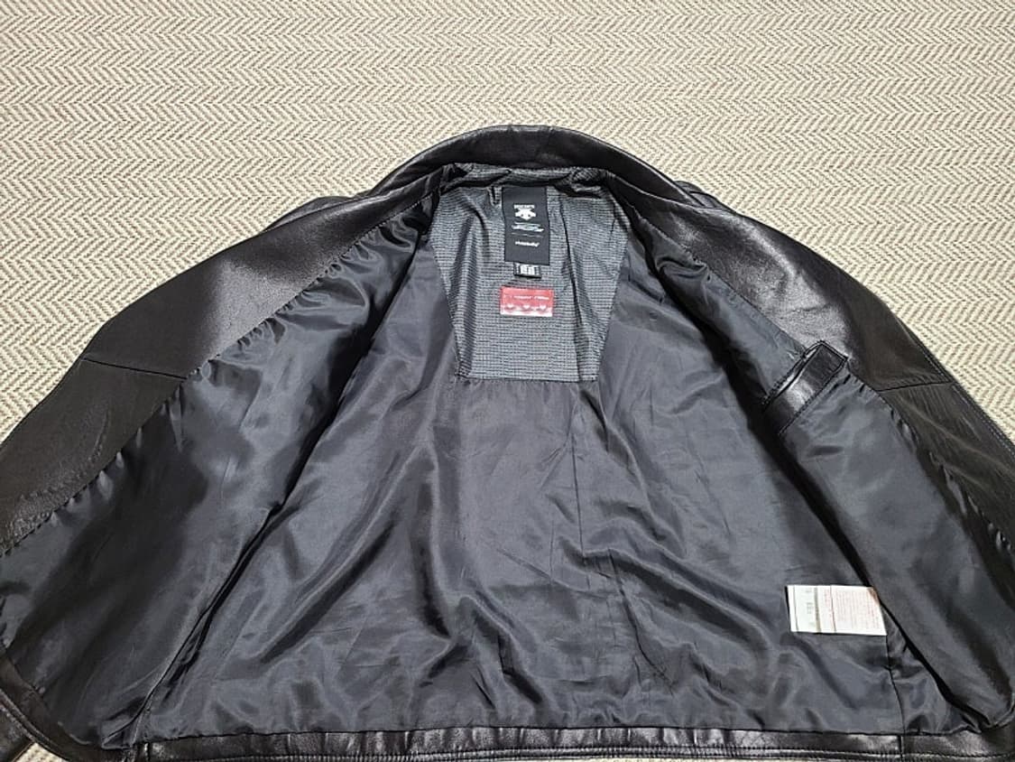 데상트 양가죽 자켓 상품이미지4