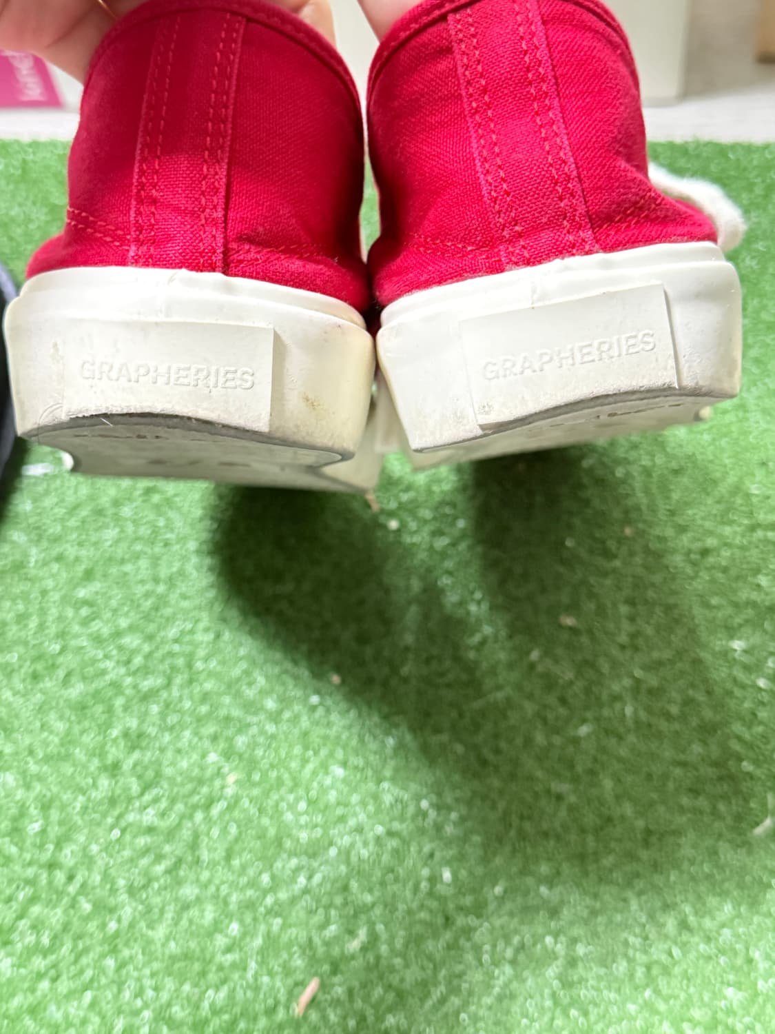 그라퍼리즈 아케이드 레드 260 상품이미지2