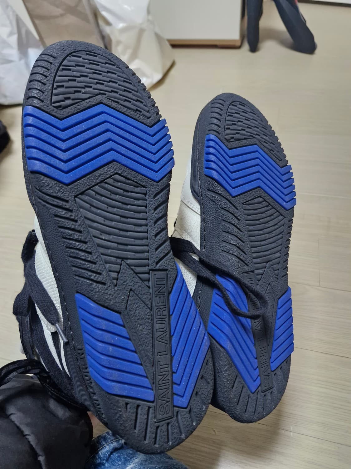 (43) 생로랑 큐어 하이 스니커즈 새상품 상품이미지4