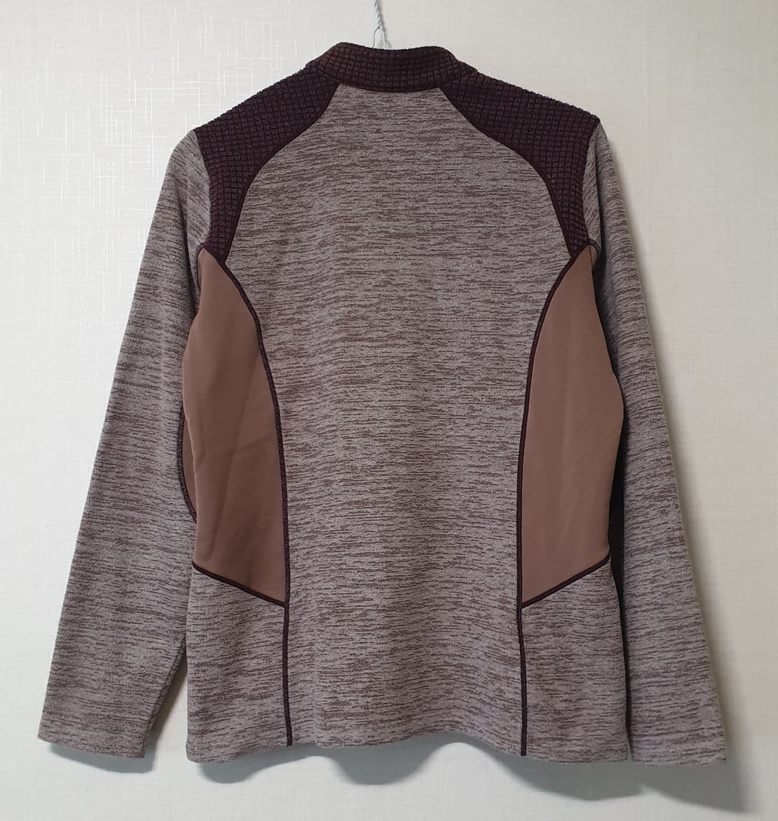 투스카로라 기모 반집업 긴팔티 95사이즈 상품이미지2