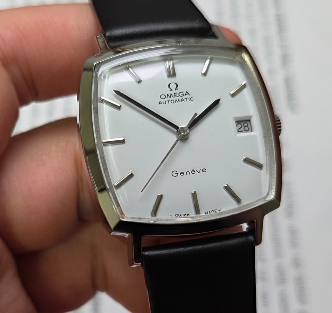 빈티지 오메가 제네브 정사각탱크 화이트 싱글데이트 오토매틱 
 상품이미지4