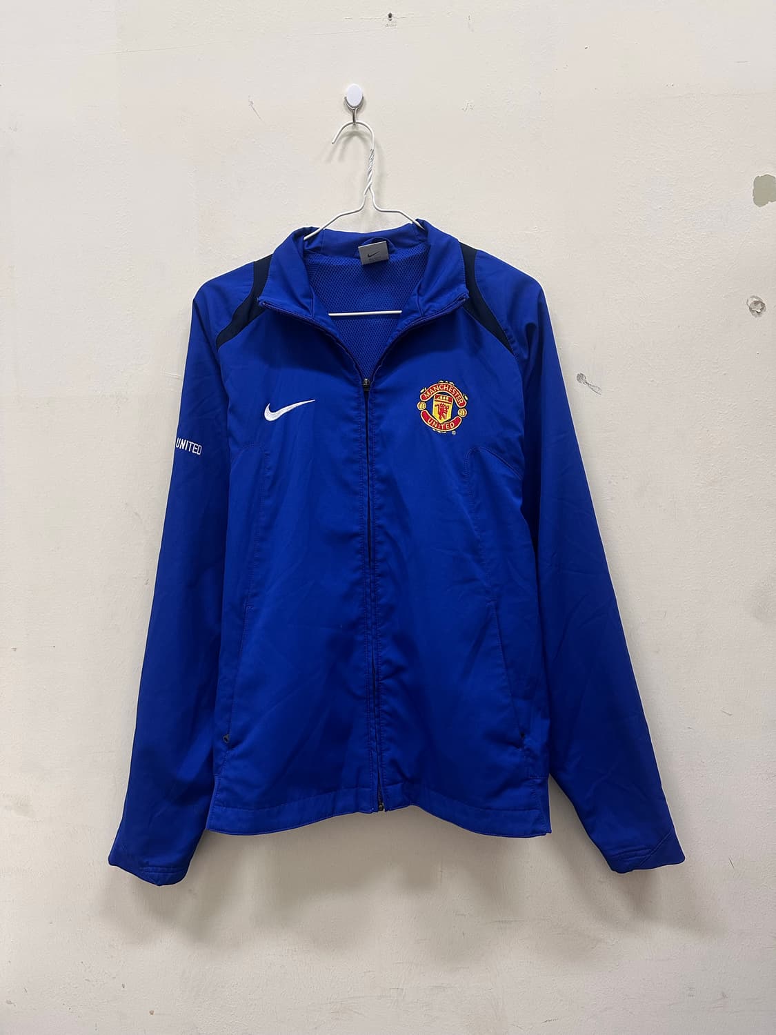 나이키 맨유 축구 바람막이 상품이미지1