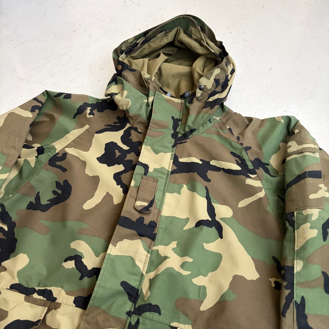 알파 인더스트리 빈티지 고어텍스 우드랜드 파카 L 상품이미지4
