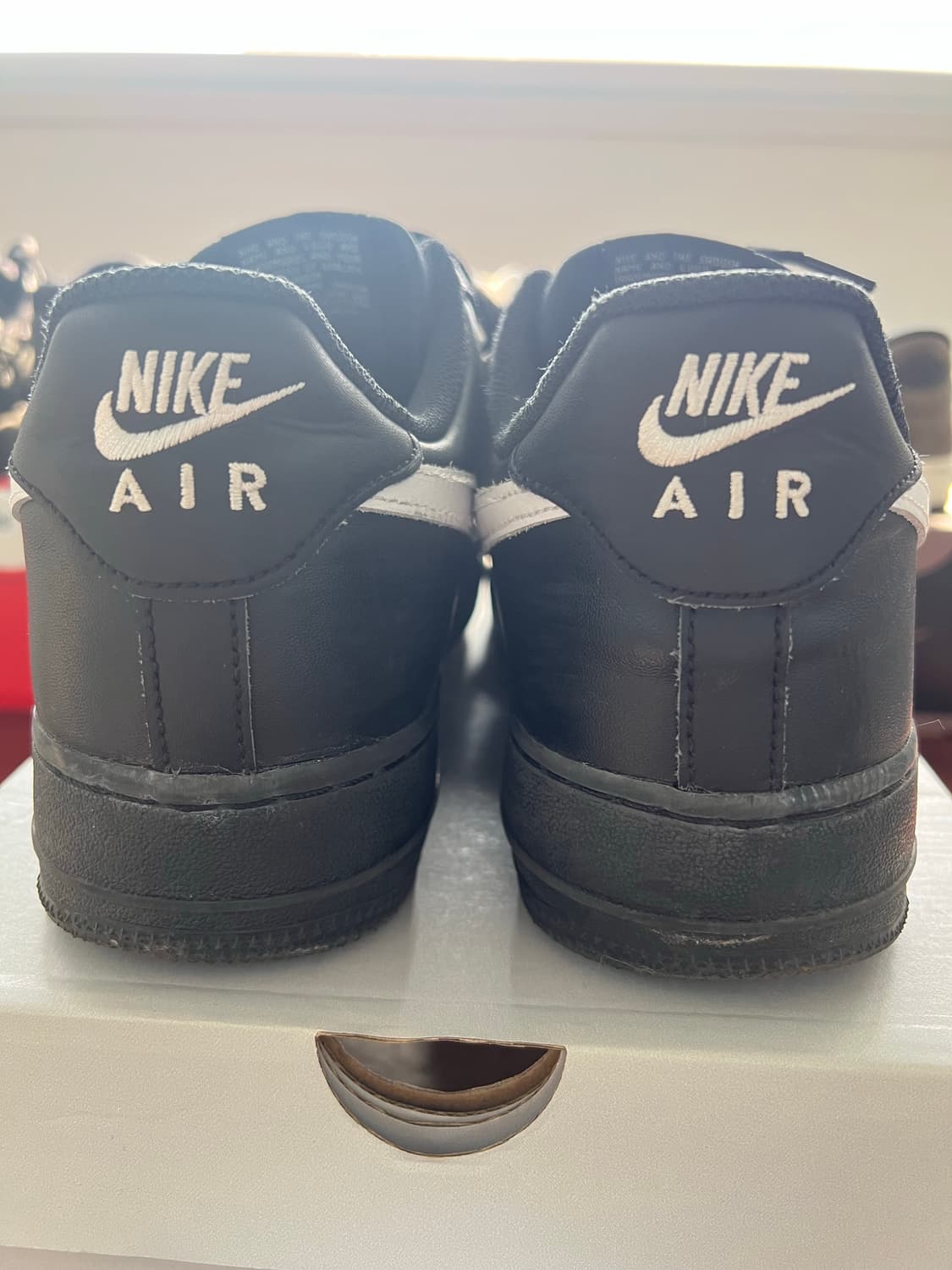 나이키 에어포스 블랙 화이트 285 상품이미지8