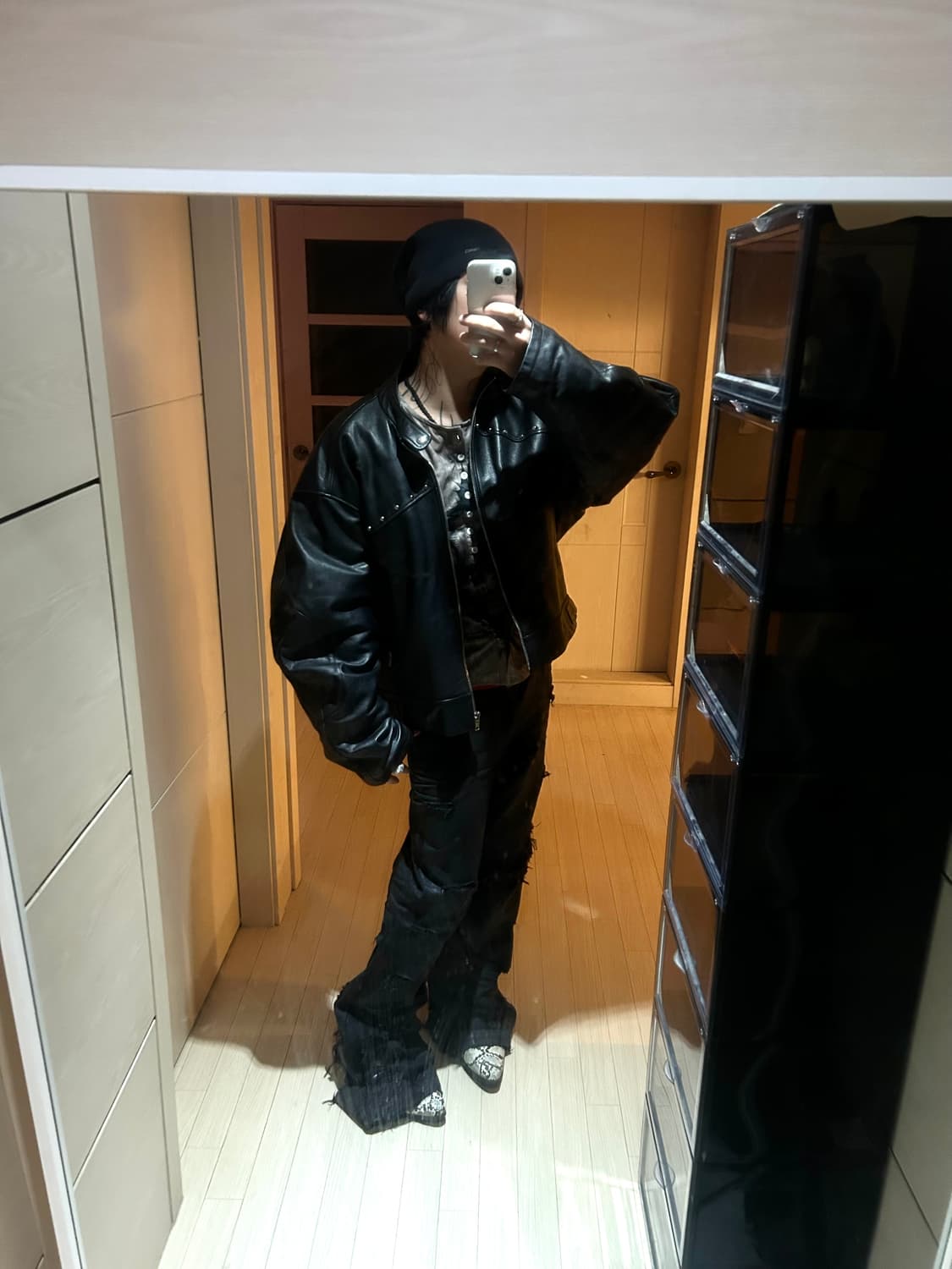 Cow Leather Stud Bomber Jacket 상품이미지5