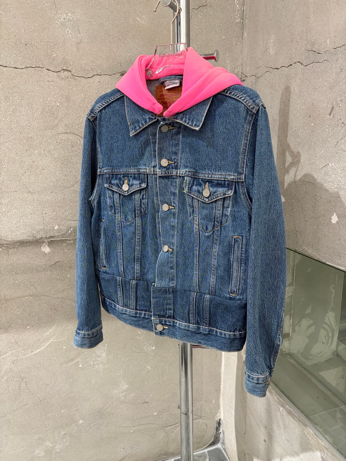 19ss 베트멍 x 리바이스 후드 데님 트러커 상품이미지3
