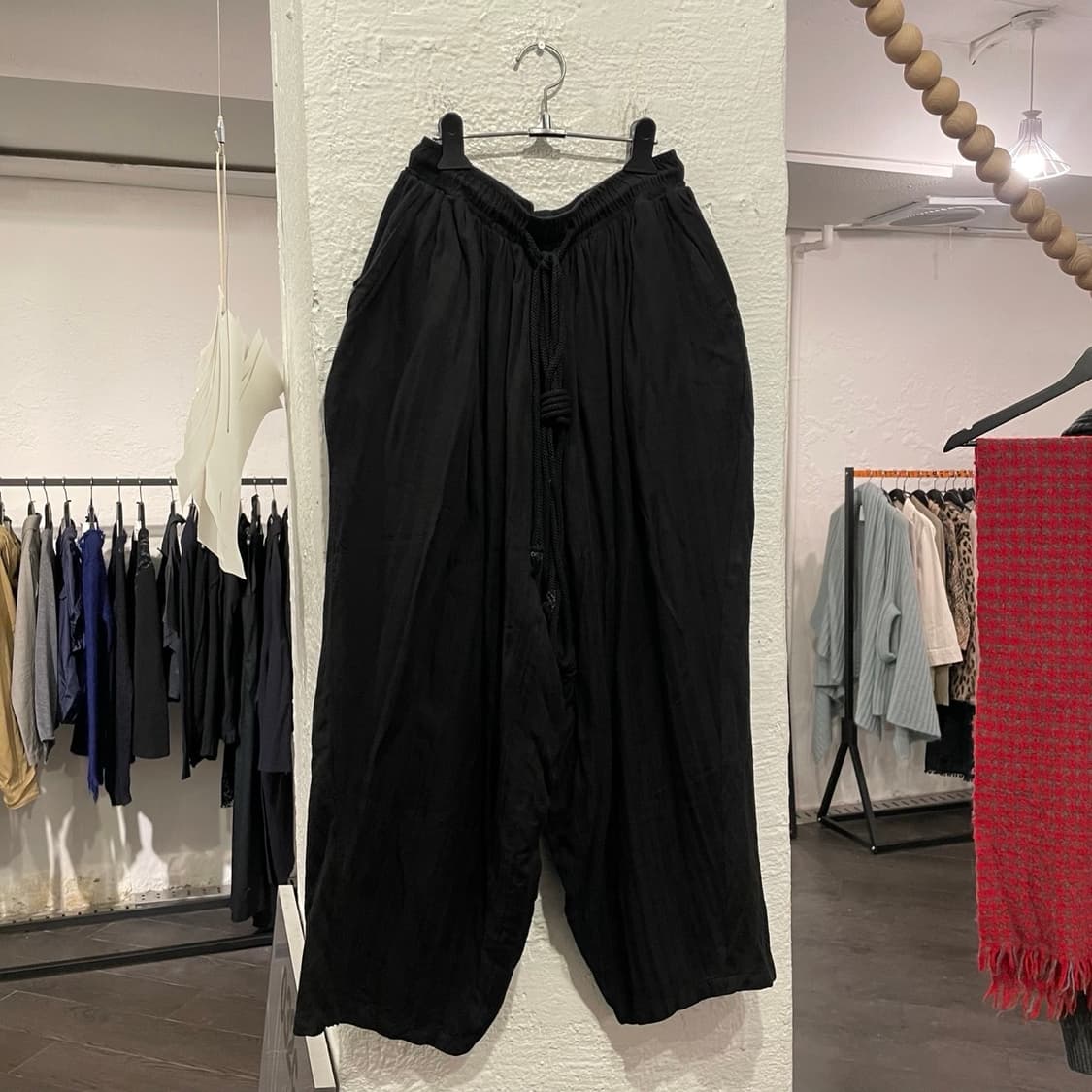 율리우스 오버사이즈 팬츠 상품이미지1