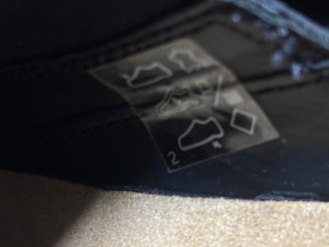 닥터마틴 산뮬 250 상품이미지3