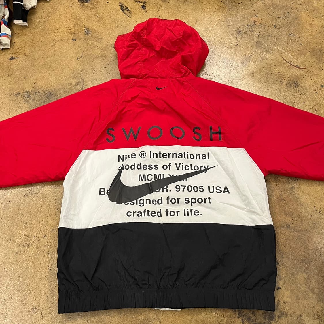 [정품/L] 나이키 바람막이 자켓 레드 블랙 화이트 b17 상품이미지4