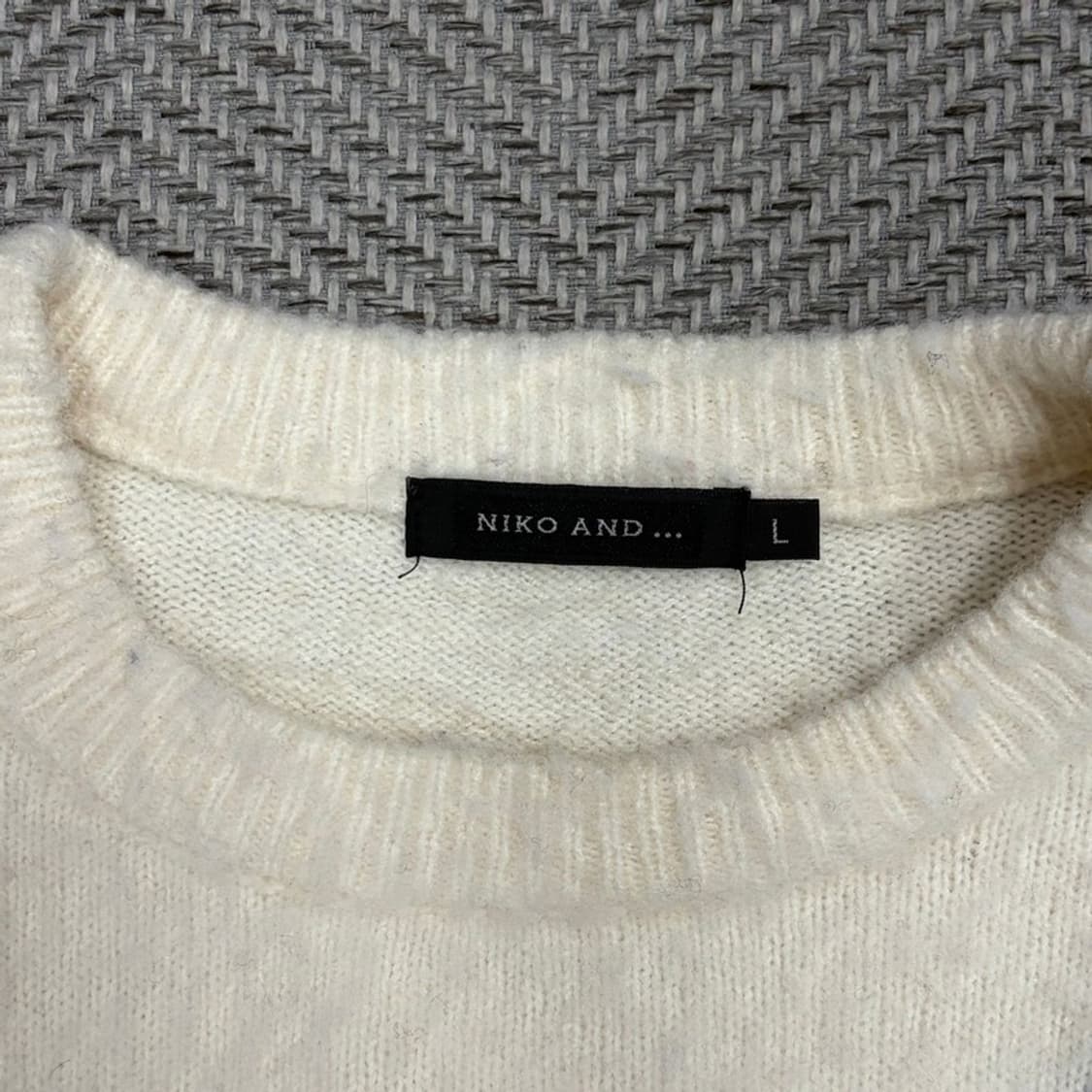 니코 앤드 웨이브 패턴 스웨터 v1140 상품이미지5