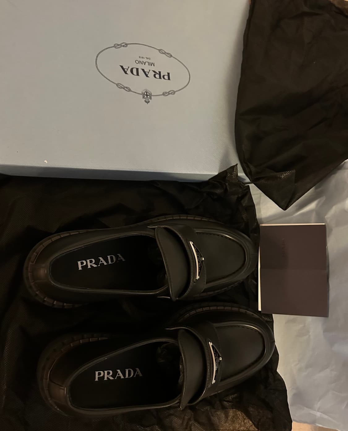 [새상품,정품,170만원대] 프라다 초콜릿 로퍼 신상 상품이미지4