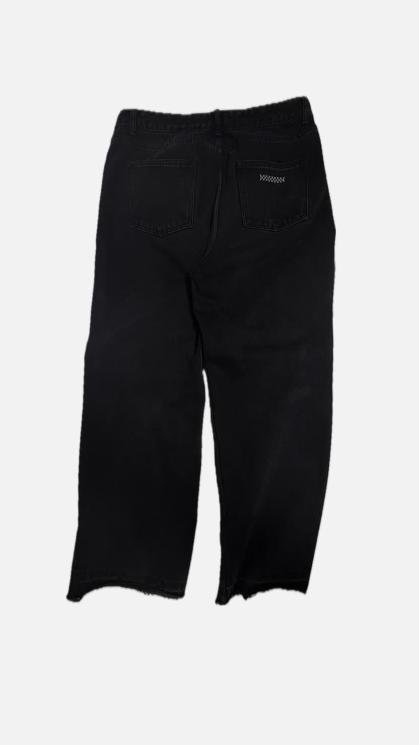 준느 P16 블랙 L사이즈 팝니다 ! 상품이미지2