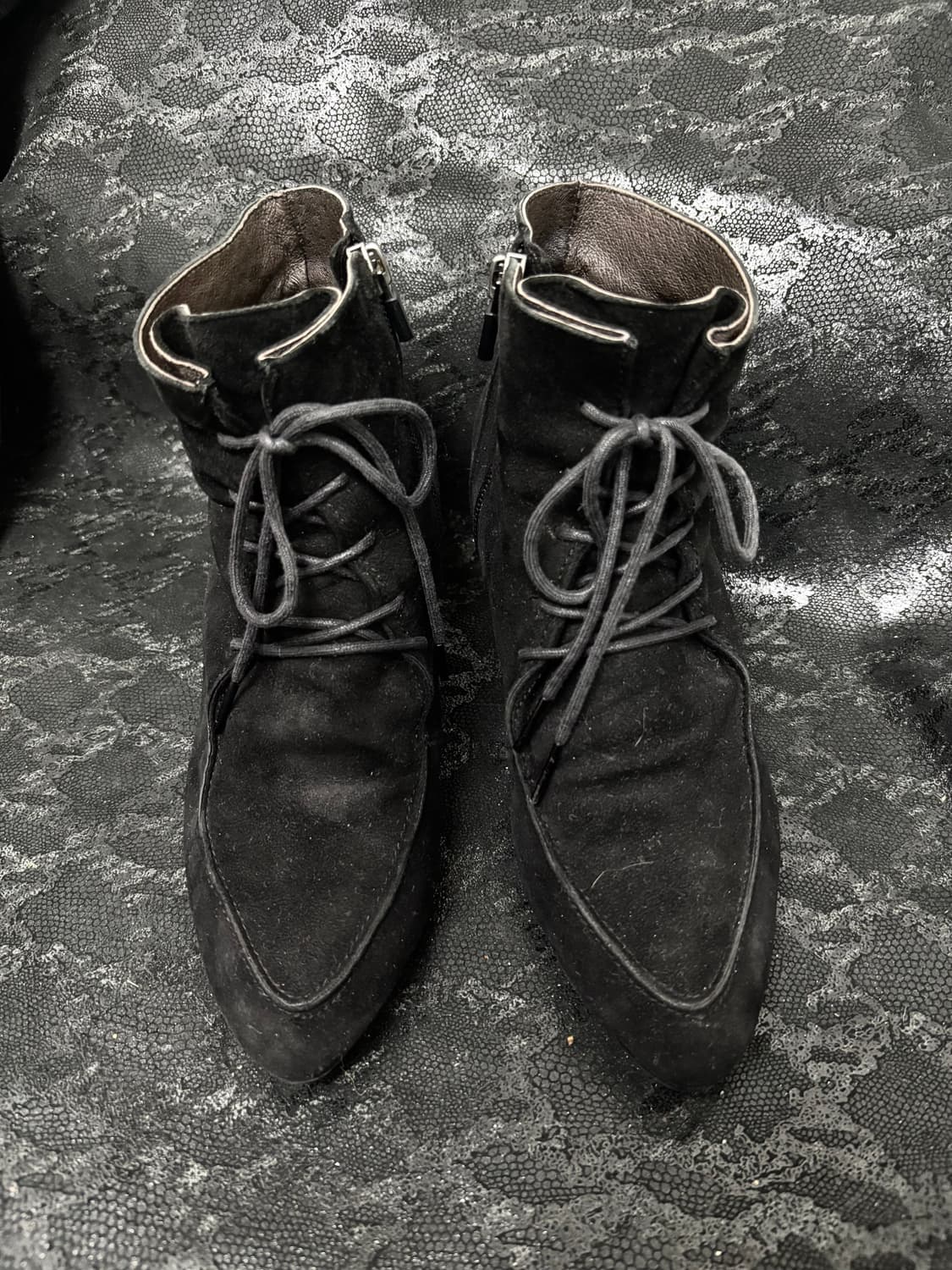 “Vintage” 00’s Mood Suede V Boots 상품이미지1