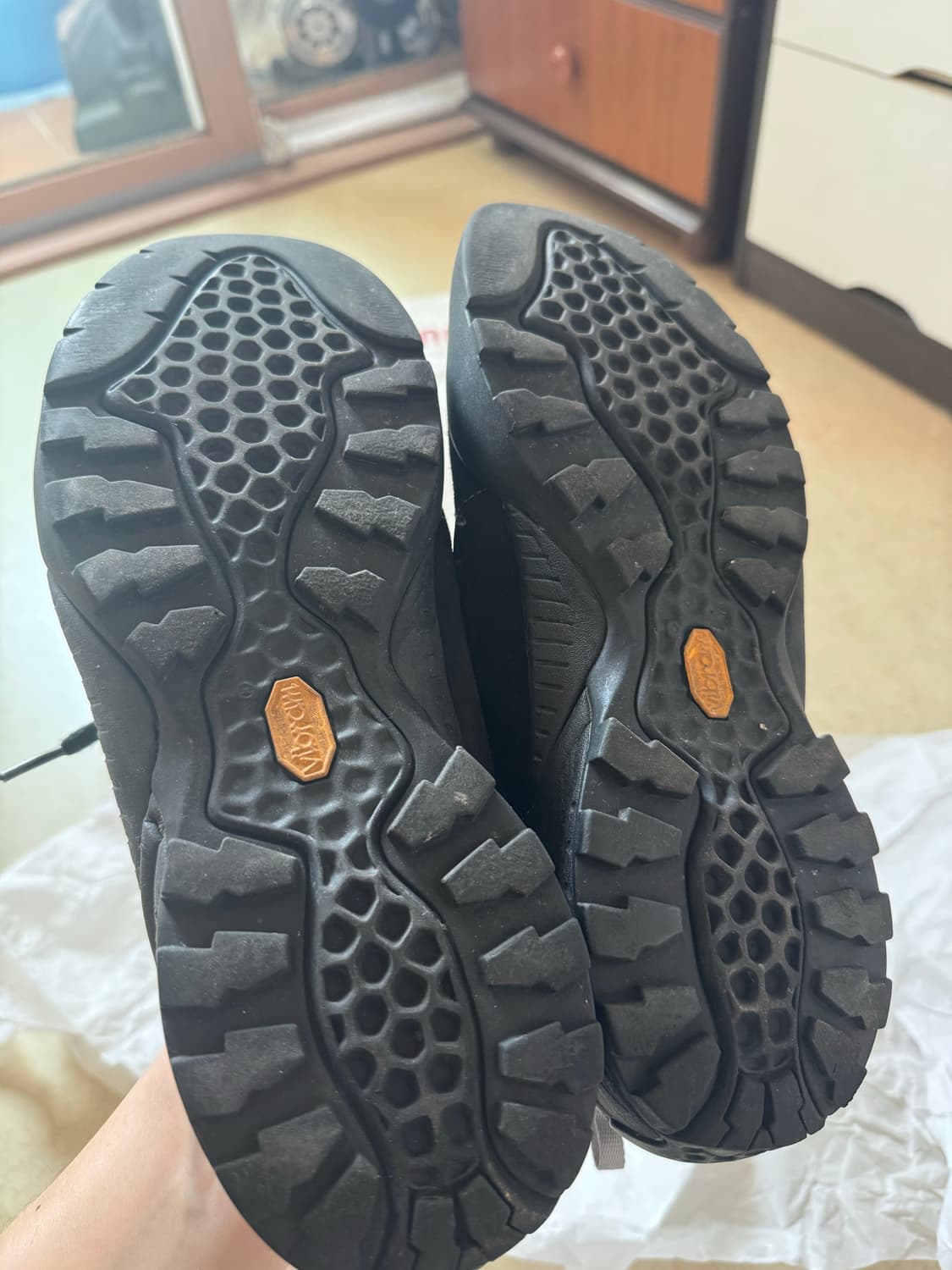 스카르파 모히또 블랙 스웨이드 44size 판매합니다! 상품이미지3