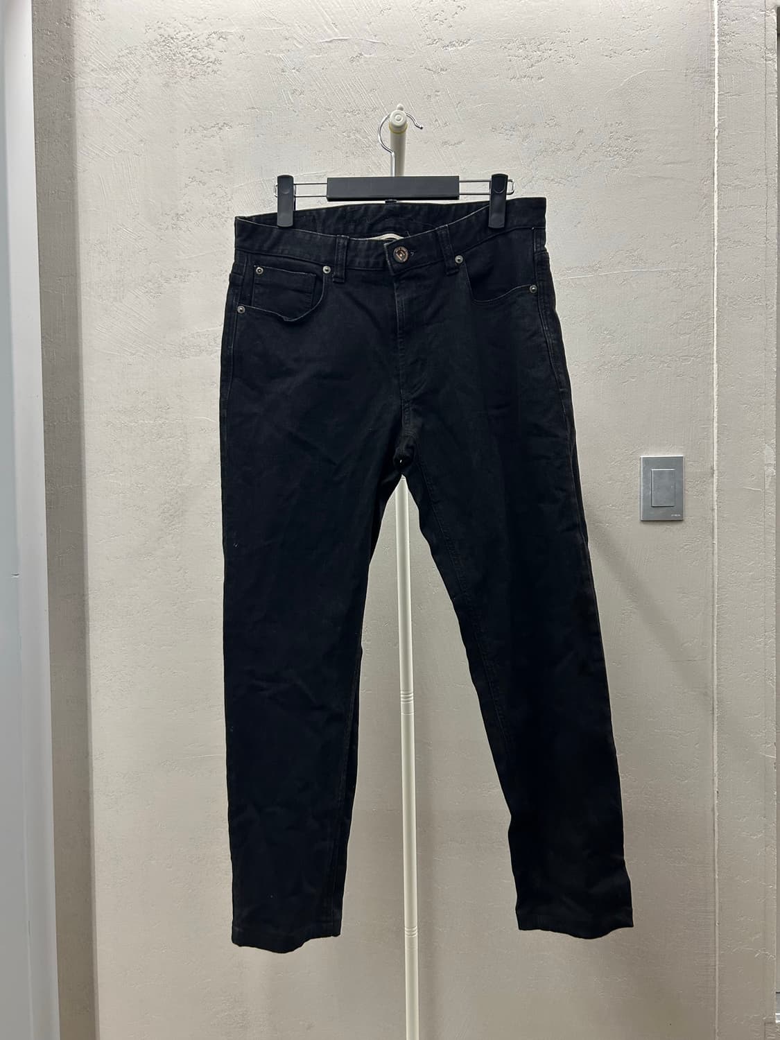 시리즈(series) 블랙 청바지 상품이미지2