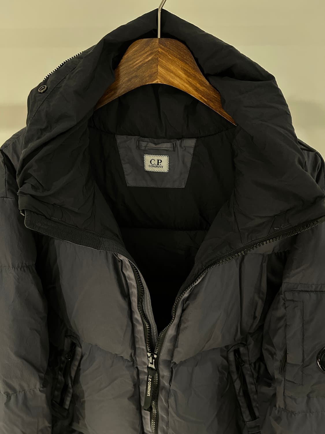 C.P. Company Bi-TM Puffer Jacket 상품이미지3