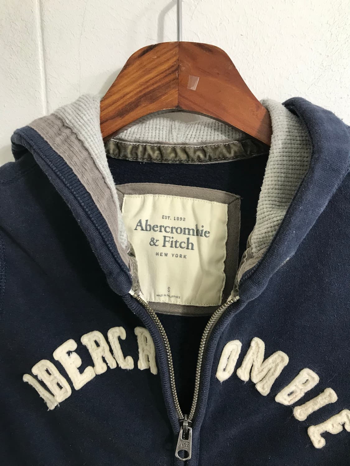 아베크롬비 딱붙 네이비 후드집업 상품이미지3