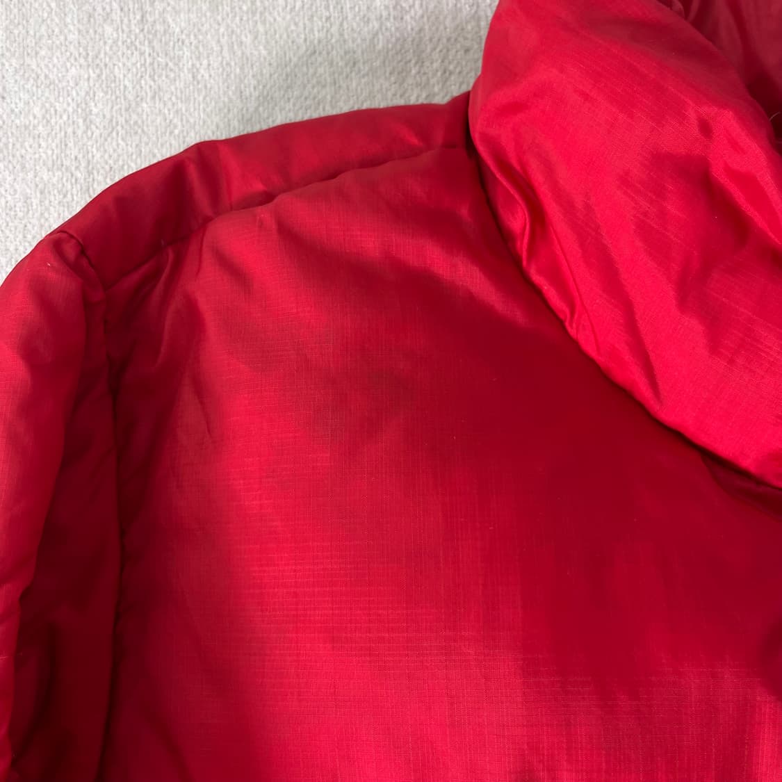 100 나이키 구스다운 레드 패딩 상품이미지4