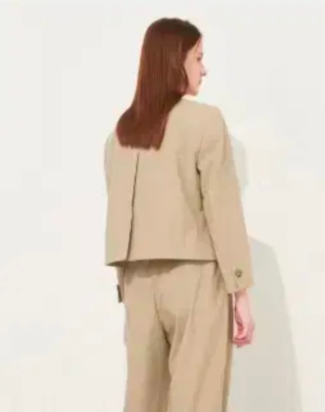 한섬 타임 2022 이태리 톨레뇨 백슬릿 더블 크롭 자켓 F 사이즈 상품이미지2