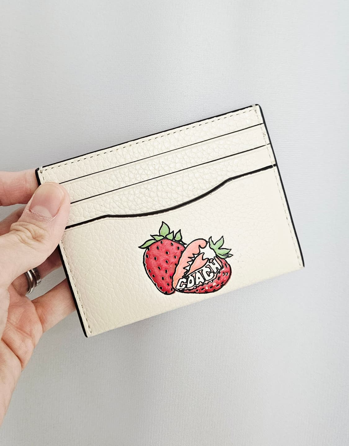 코치 스트로베리 슬림 카드지갑 (24시즌/미사용급/정품) 상품이미지3