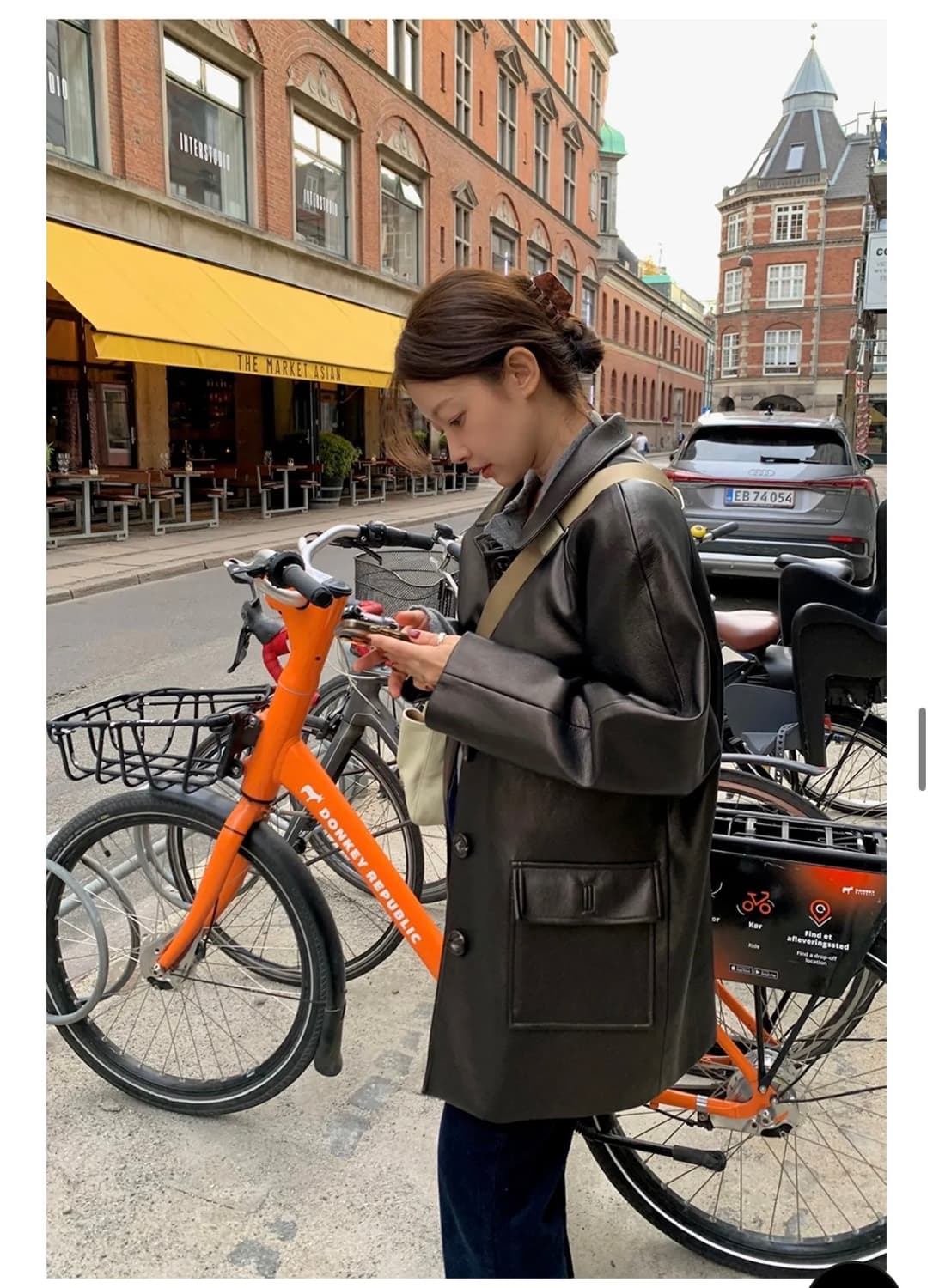 [마그넷 아카이브] Flowing Vegan Jacket 상품이미지1